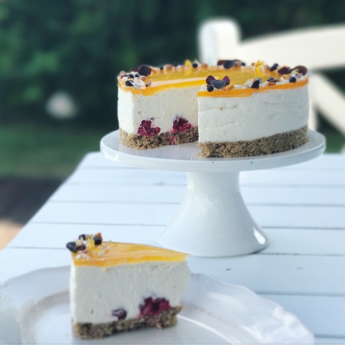 Cheesecake med hindbær og havtorn